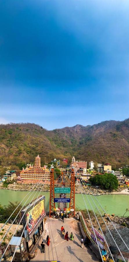 Flying Penguin Hostel Rishikesh Exterior photo